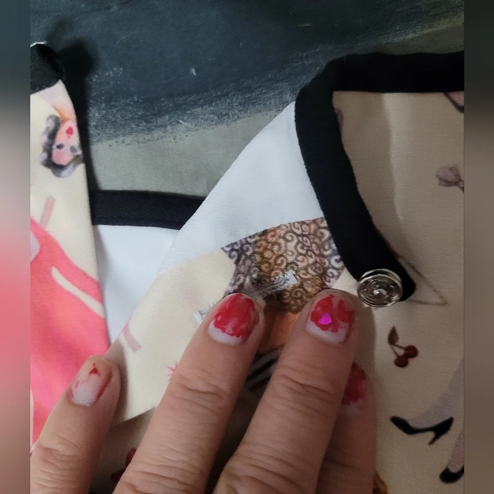 Vintage Style Dress with Retro Print - Picture 6 of 11